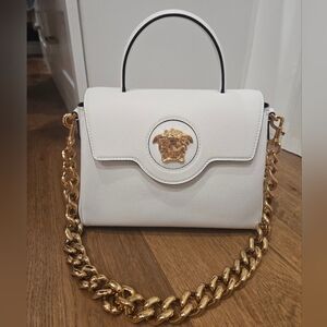 Worn Once Versace la Medusa Medium White Shoulder Bag with Gold Chain